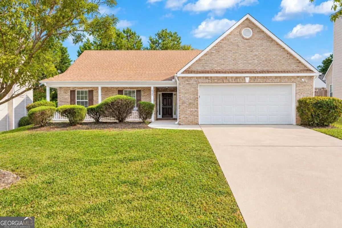 2425 Green Hollow Court
