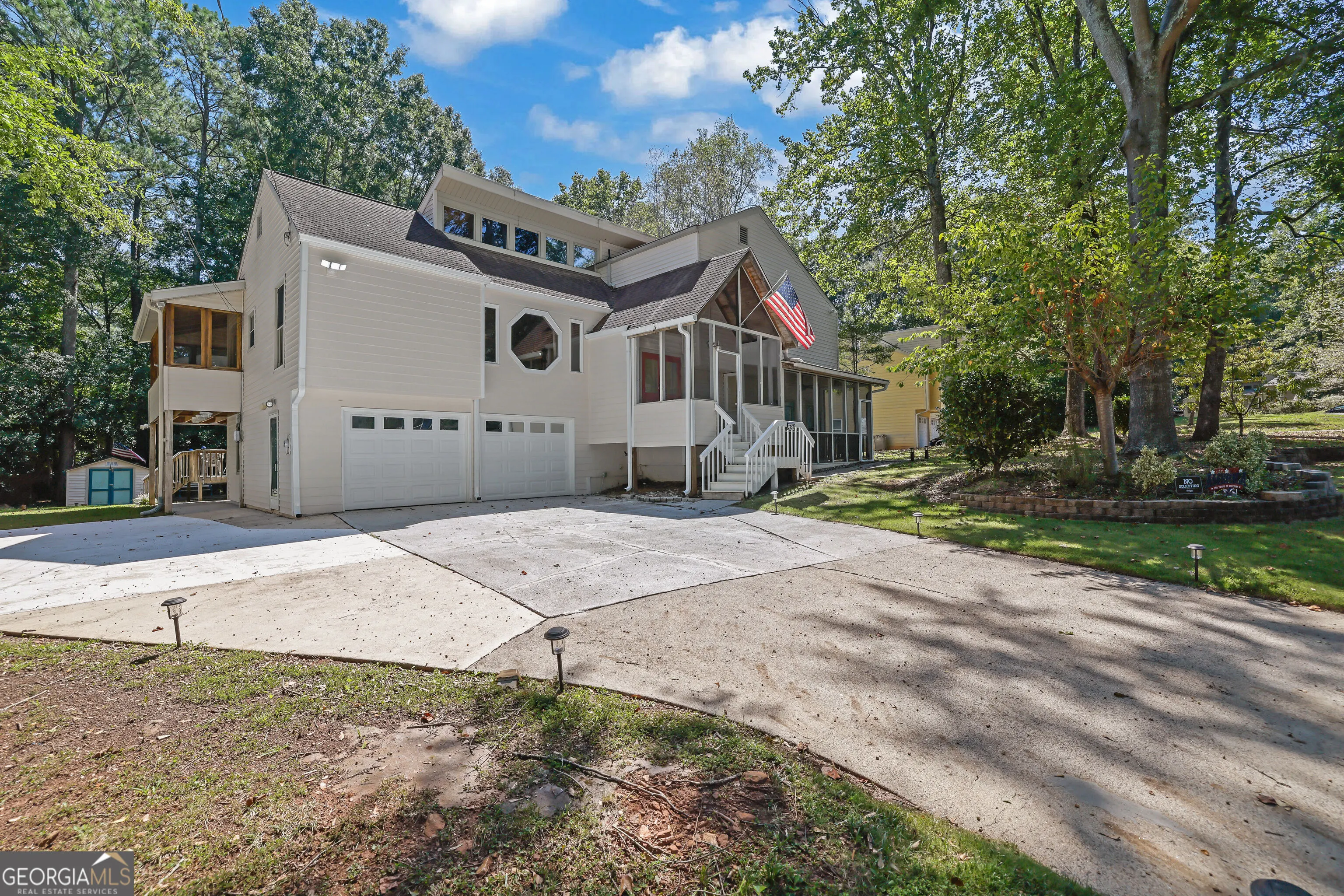 3956 Viewpoint Court