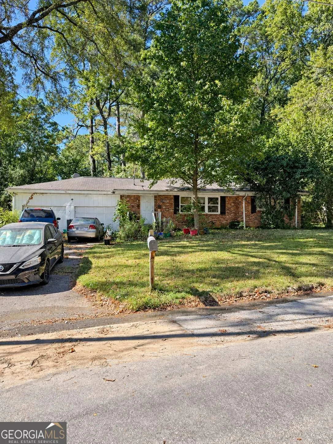 1609 Stanford Way