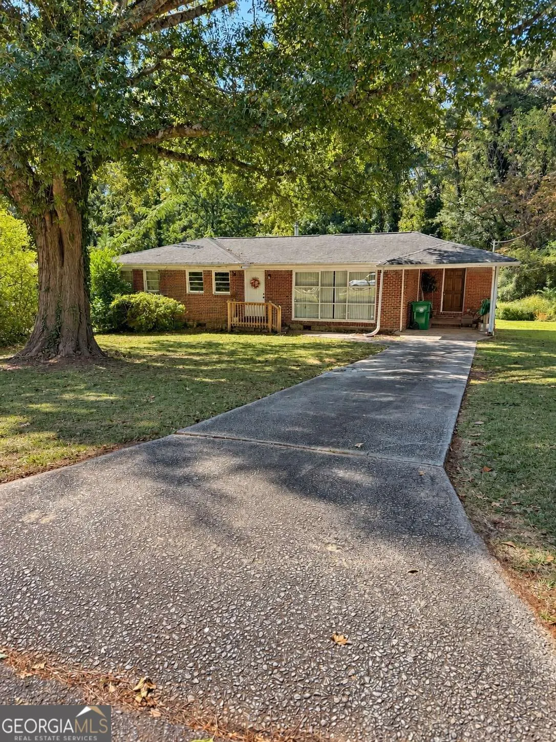 3243 Pinehill Drive
