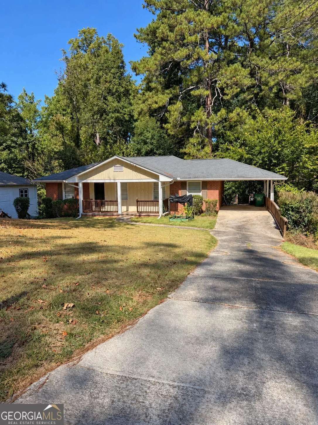 3404 Springlake Drive