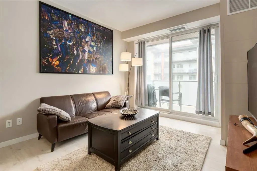 122 Mahogany Centre SE, #407