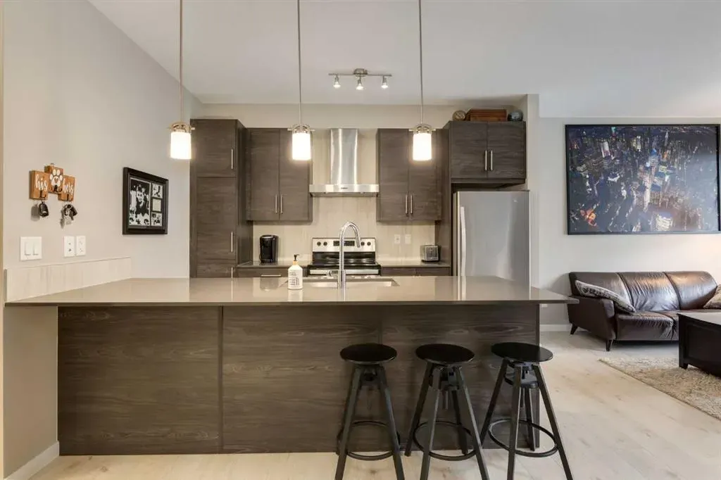 122 Mahogany Centre SE, #407