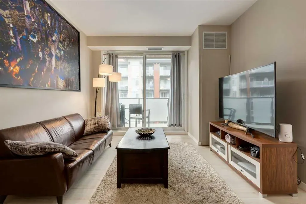 122 Mahogany Centre SE, #407