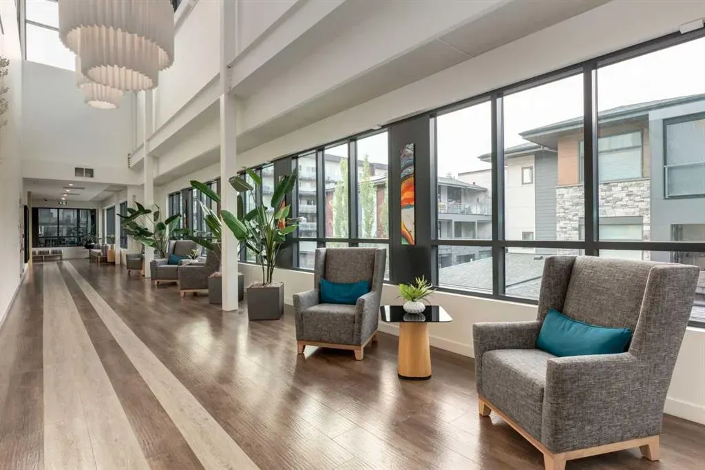 122 Mahogany Centre SE, #407