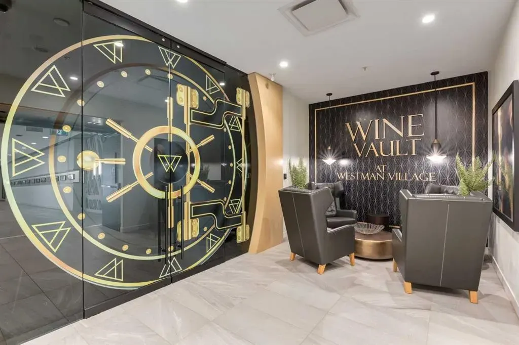 122 Mahogany Centre SE, #407
