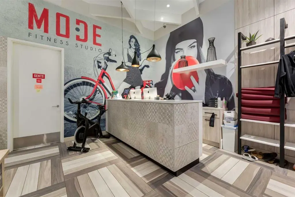 122 Mahogany Centre SE, #407