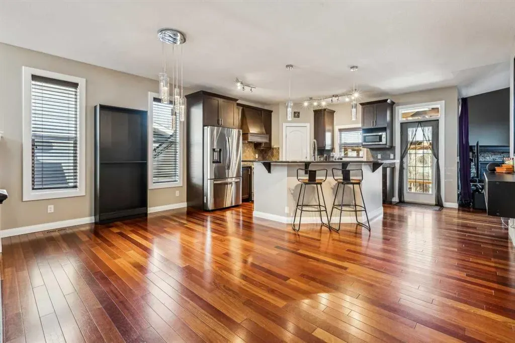 25 Westridge Way