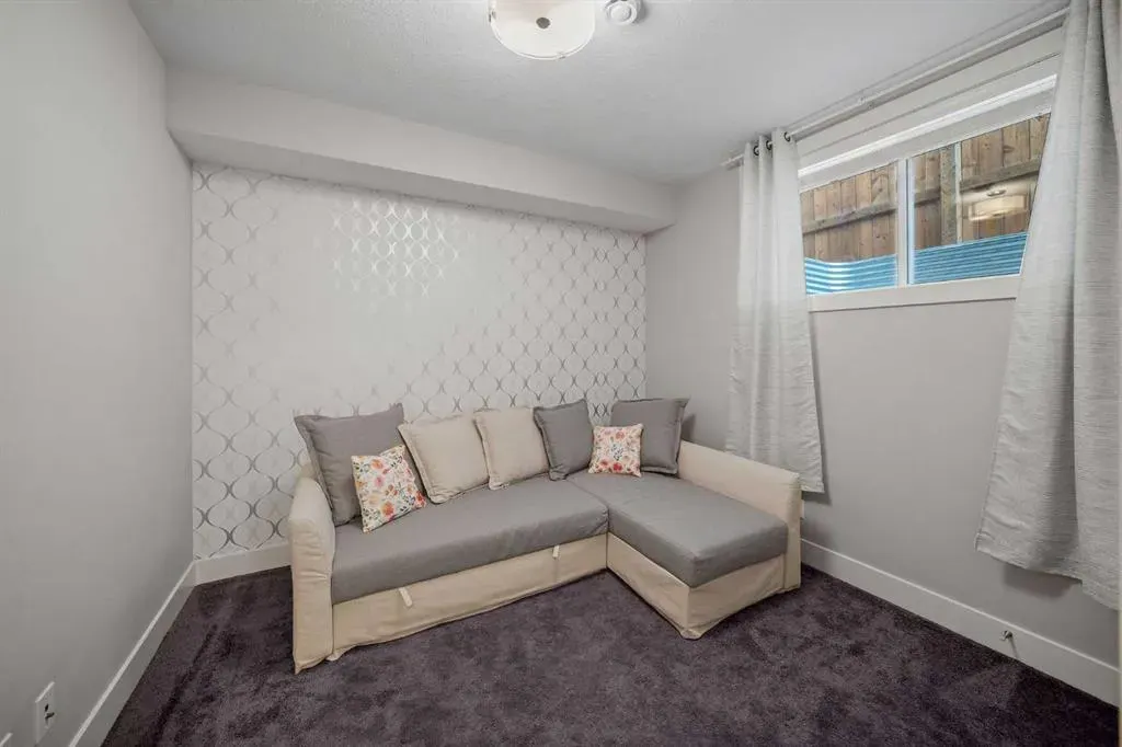 38 Yarrow Gate