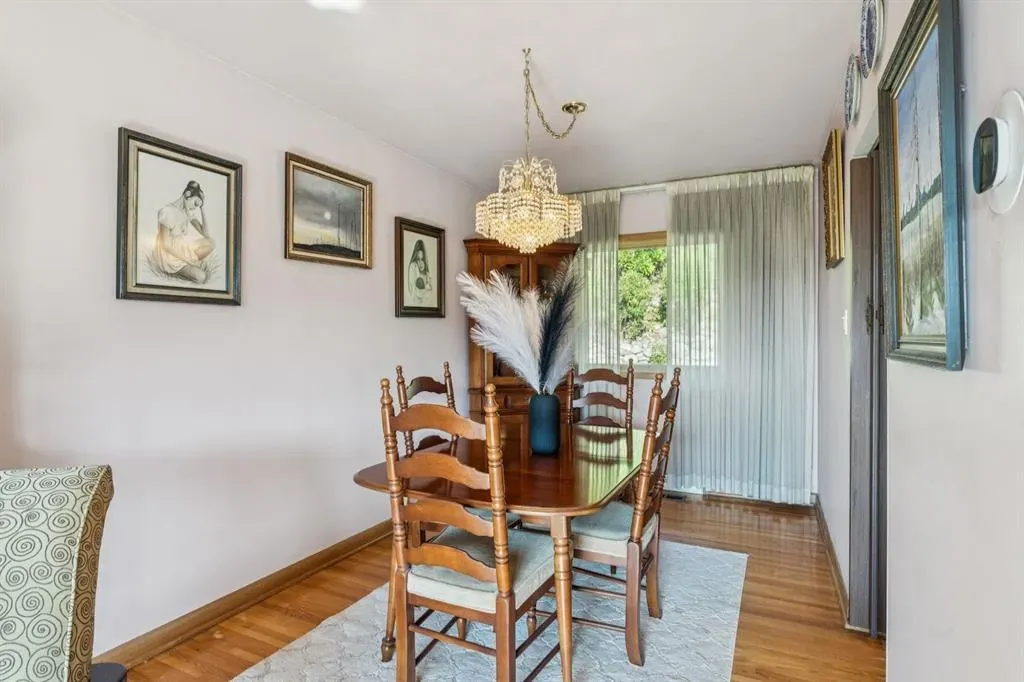14 Hawthorne Crescent NW