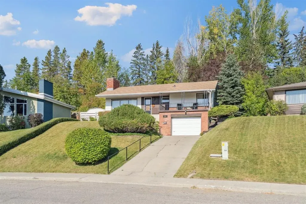 14 Hawthorne Crescent NW