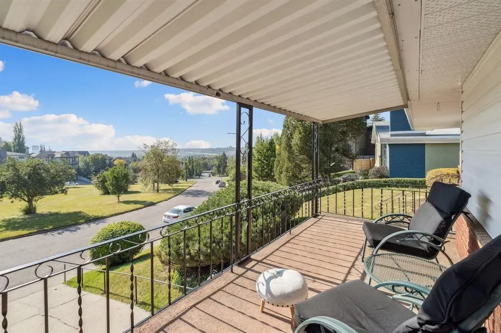 14 Hawthorne Crescent NW