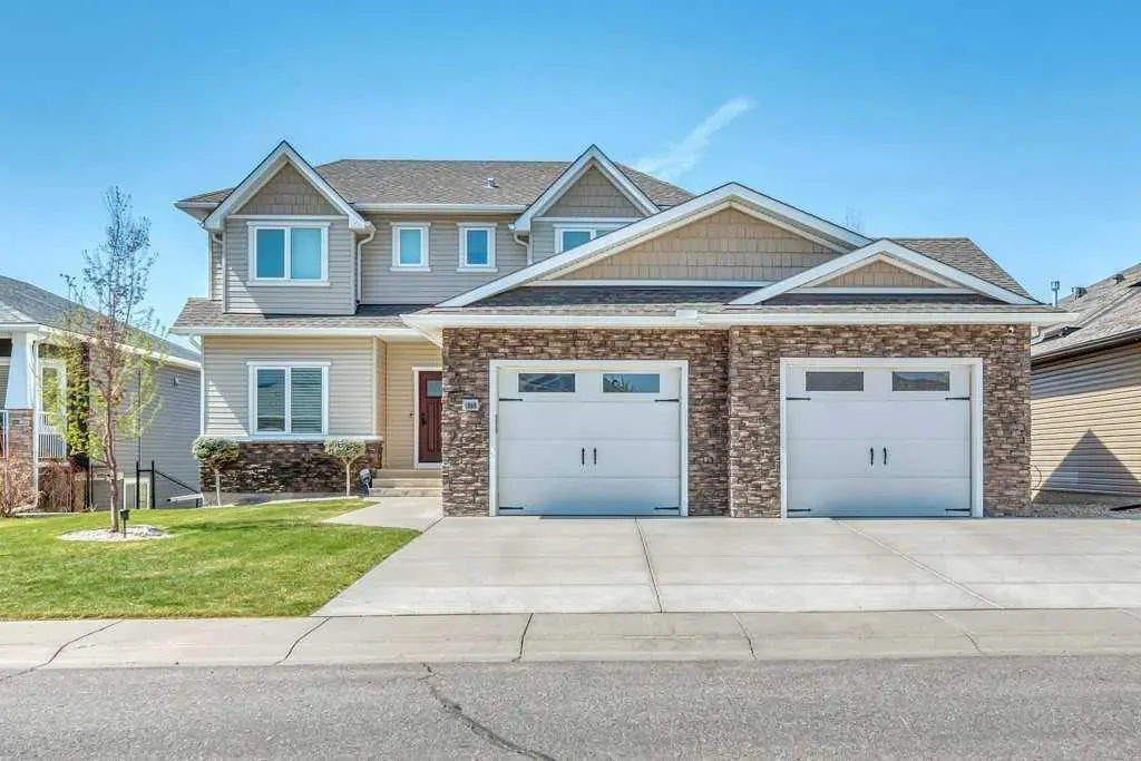 1069 Hillcrest Manor Estates