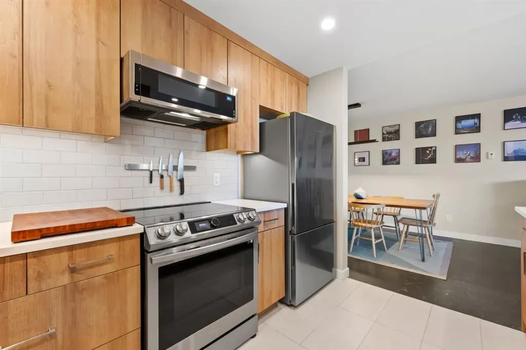 1505 8 Avenue NW, #418