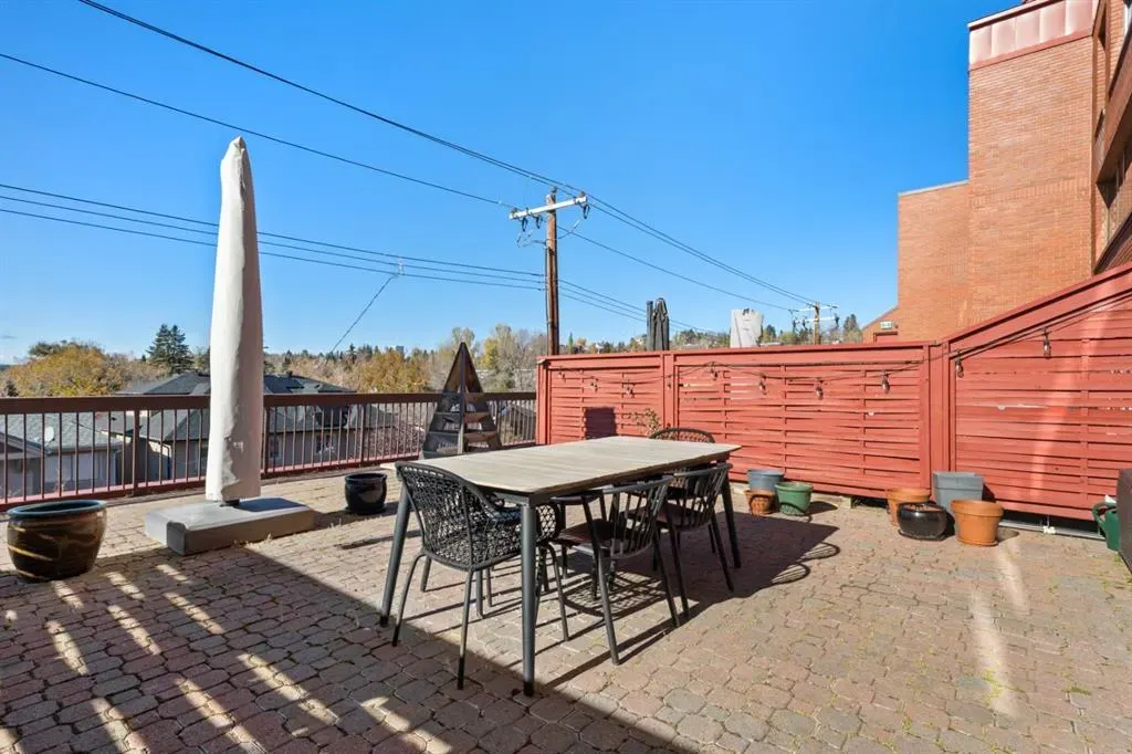 1505 8 Avenue NW, #418