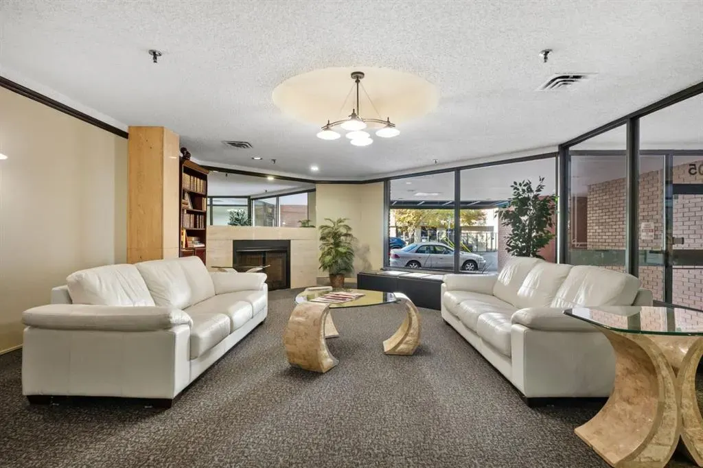 1505 8 Avenue NW, #418