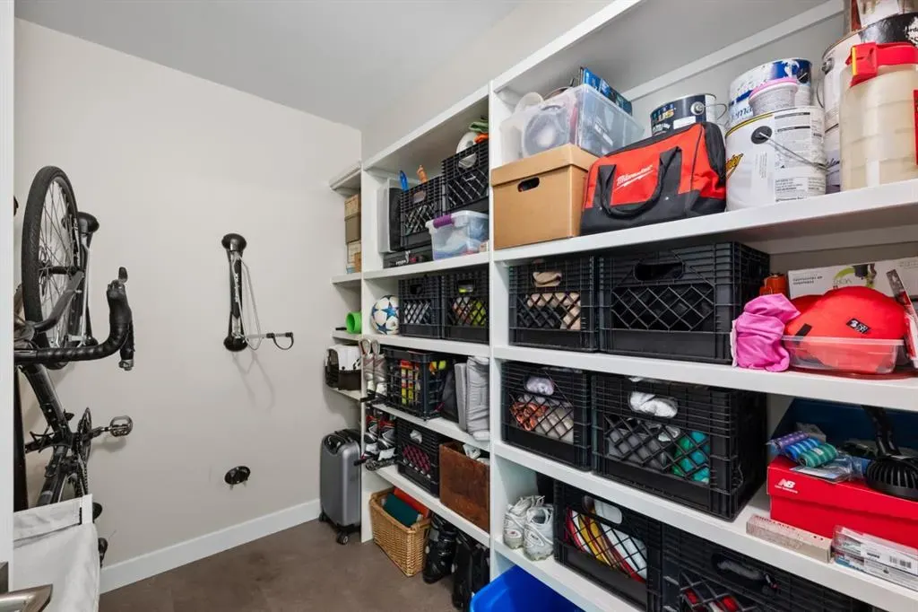 1505 8 Avenue NW, #418