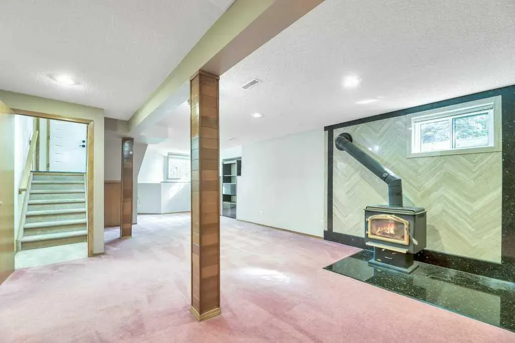 41 Millbank Bay SW