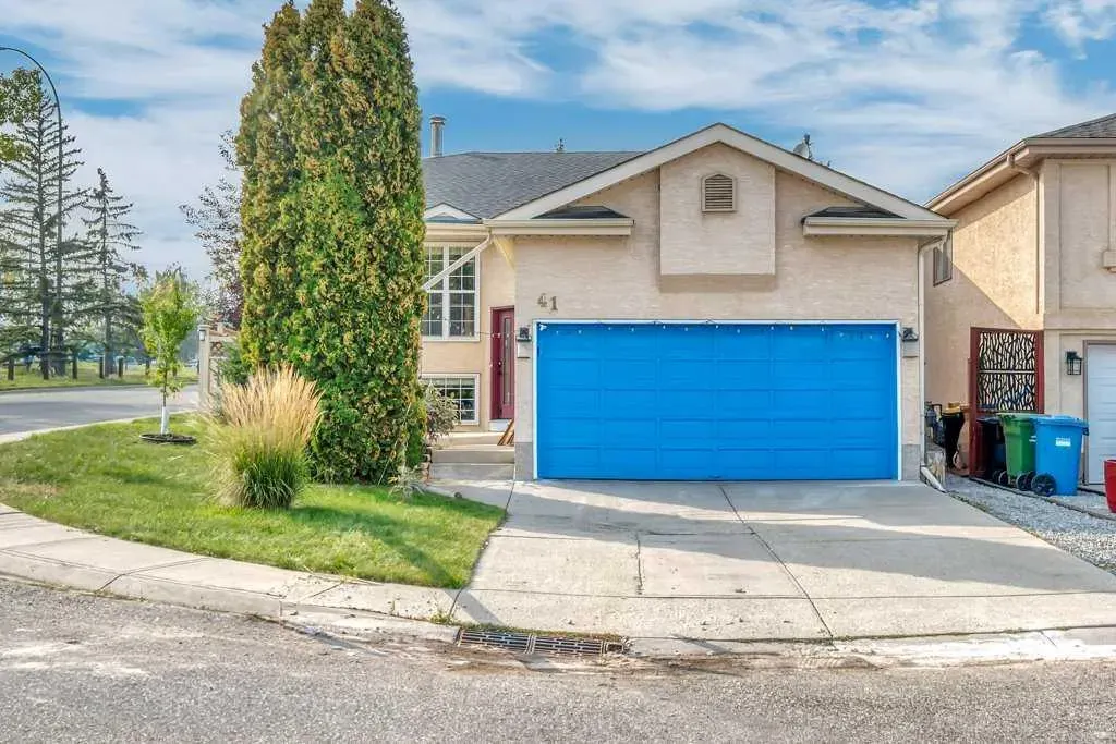 41 Millbank Bay SW