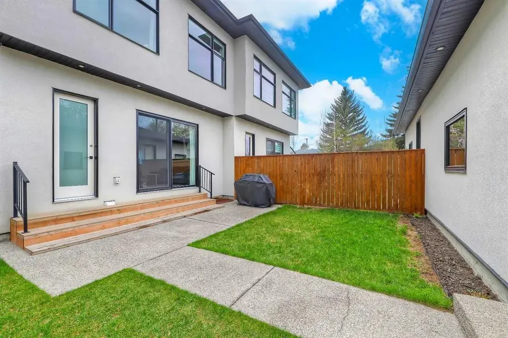 3204 Kerrydale Road SW