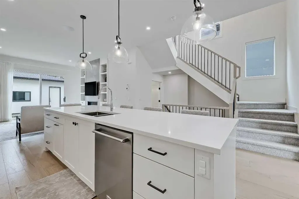 3204 Kerrydale Road SW