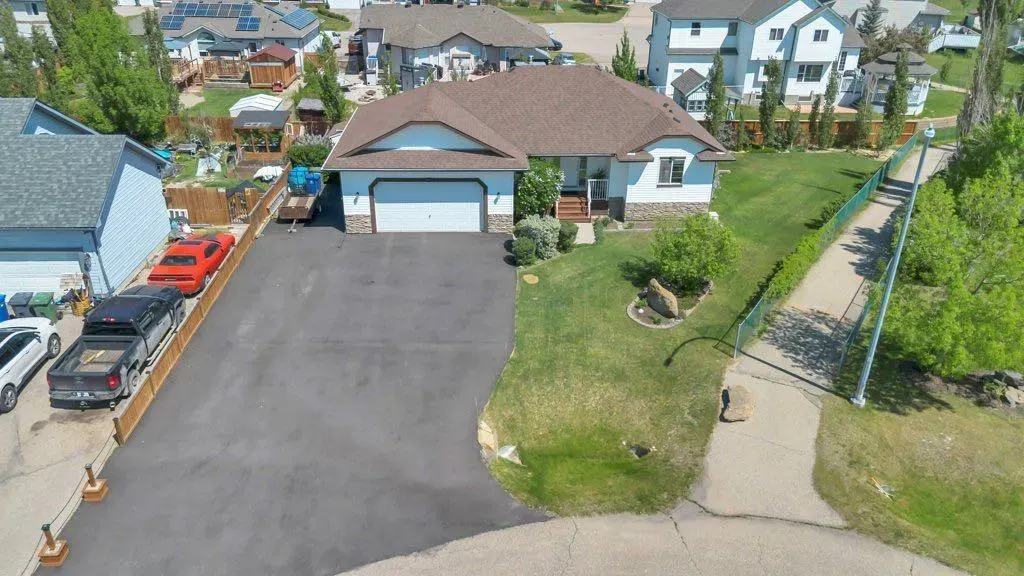 15 Henderson Bay NE