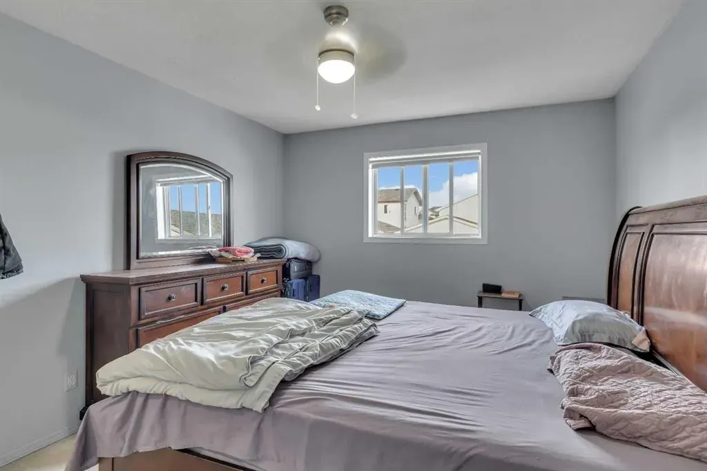 231 Martinvalley Crescent NE