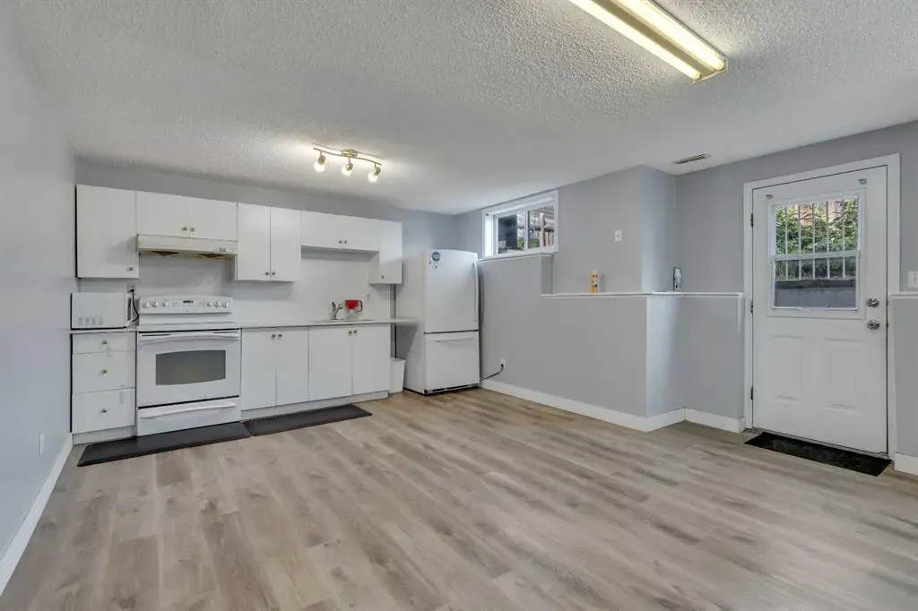 231 Martinvalley Crescent NE