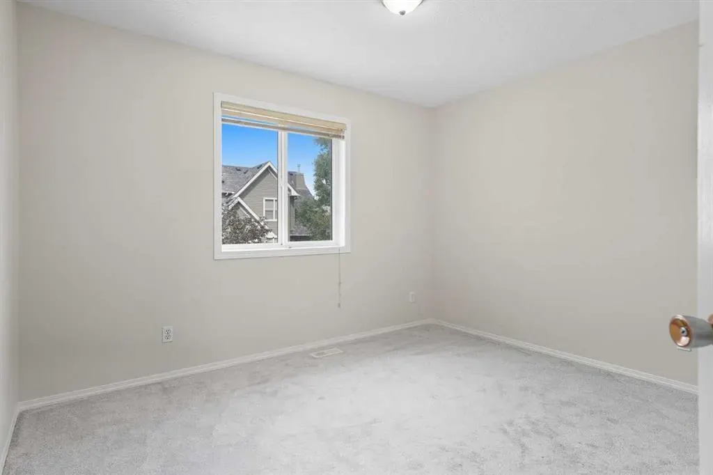 14 Rockborough Park NW