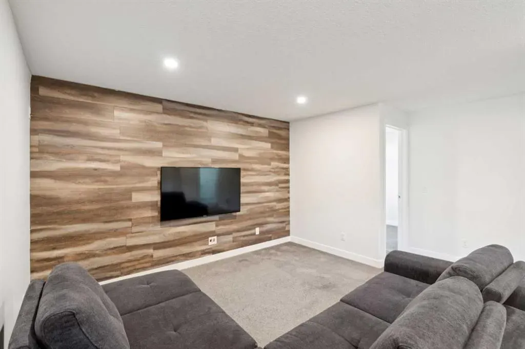 2 Citadel Estates Heights NW