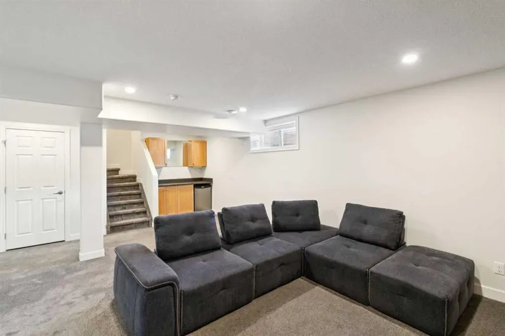 2 Citadel Estates Heights NW