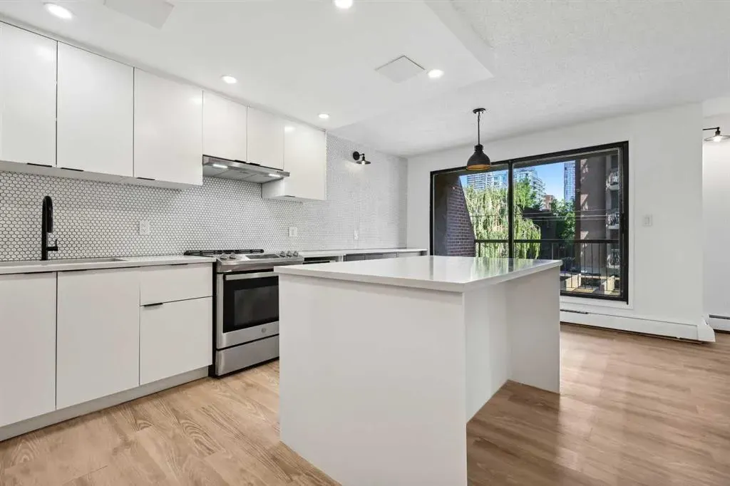 1414 5 Street SW, #206