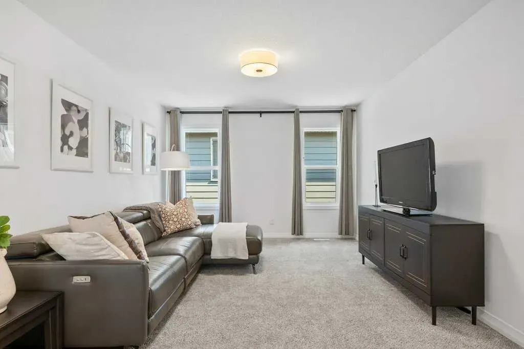 237 Magnolia Terrace SE