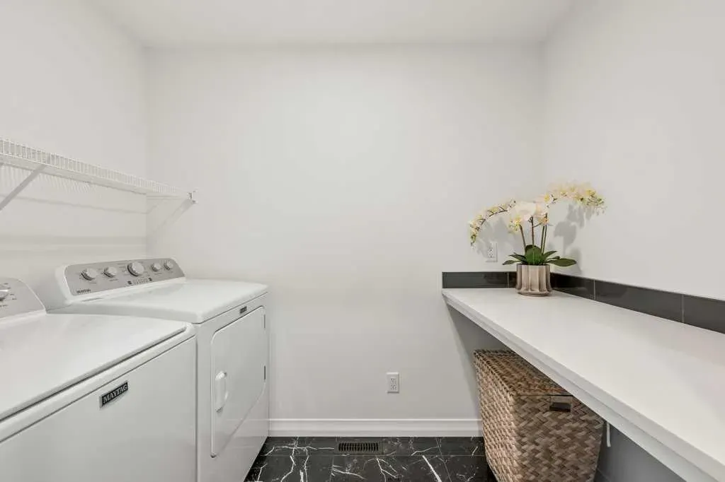 237 Magnolia Terrace SE