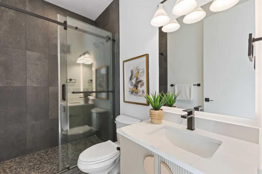 1524 29 Avenue SW, #3