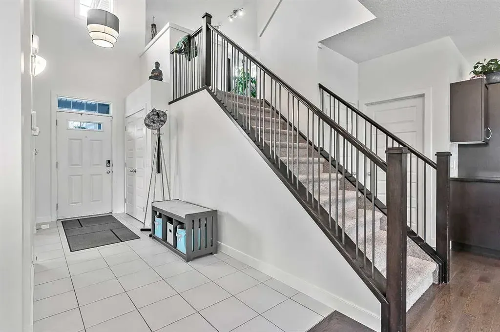 6 Drake Landing Gate