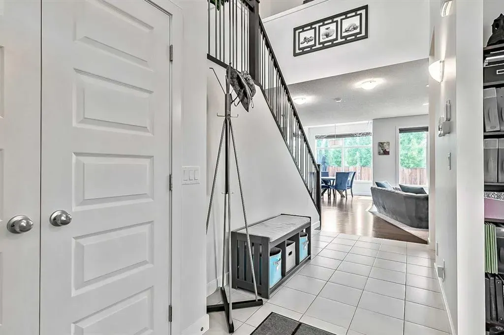 6 Drake Landing Gate