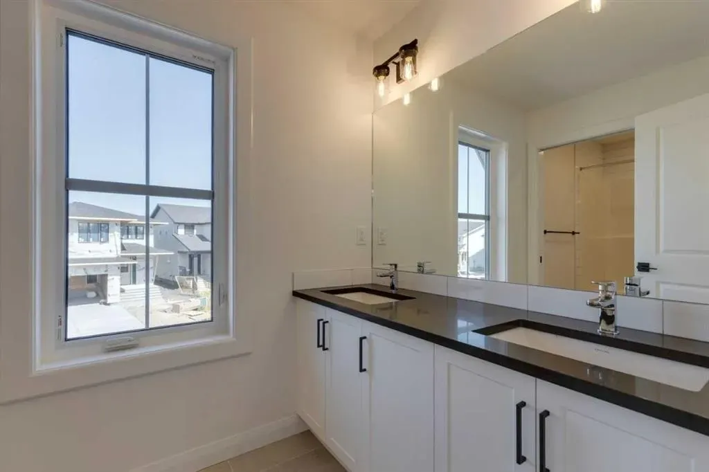 588 Grayling Bend