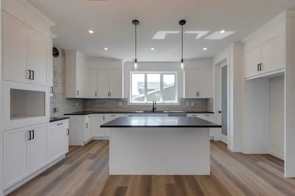 588 Grayling Bend