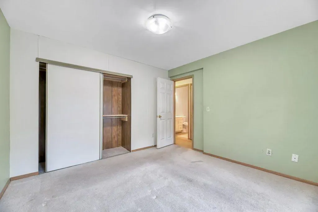 111 Brentwood Drive