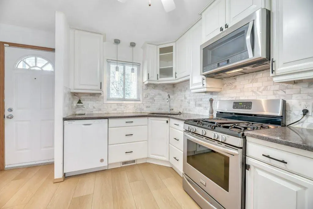 111 Brentwood Drive