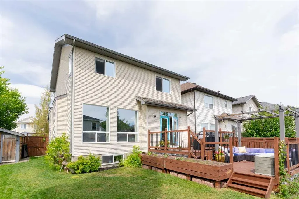 117 Tuscany Ridge Mews NW