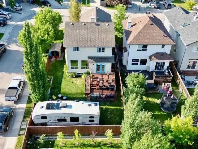 117 Tuscany Ridge Mews NW