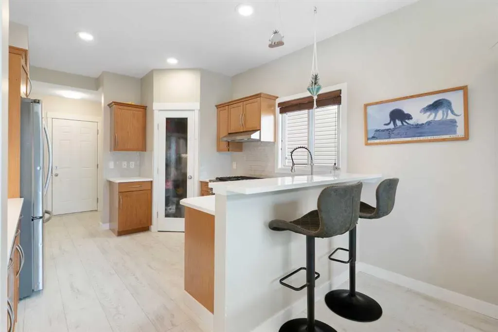 117 Tuscany Ridge Mews NW