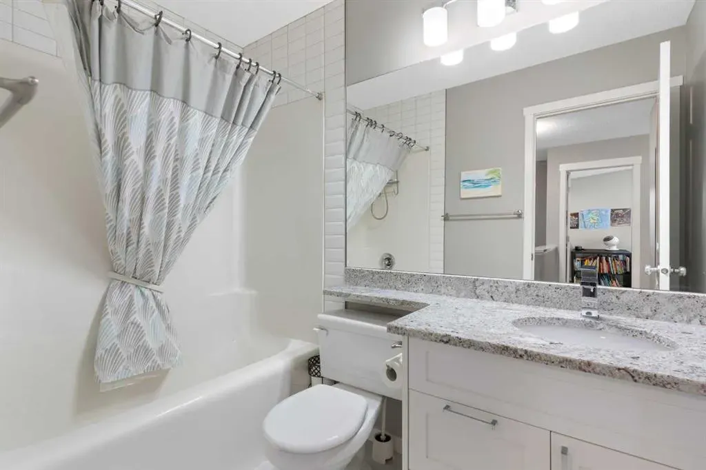 117 Tuscany Ridge Mews NW