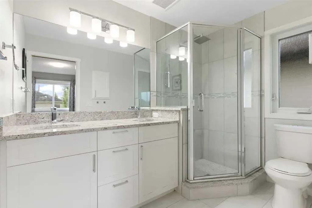 117 Tuscany Ridge Mews NW