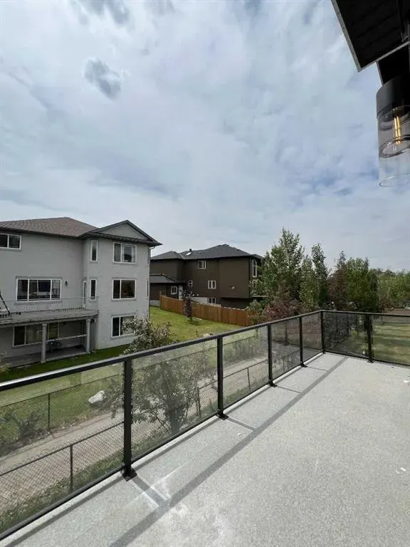 236 East Lakeview Place