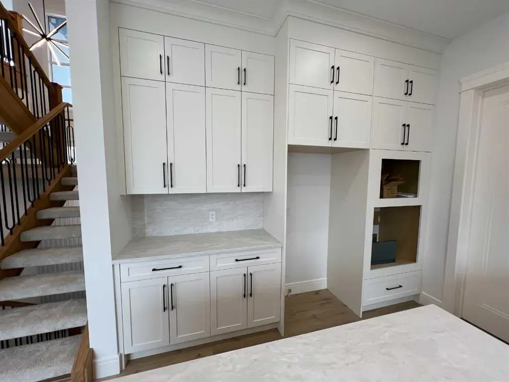 236 East Lakeview Place