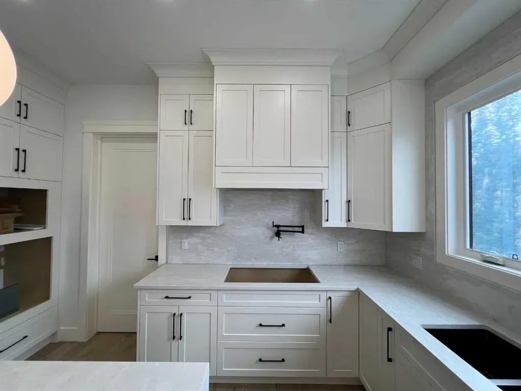 236 East Lakeview Place