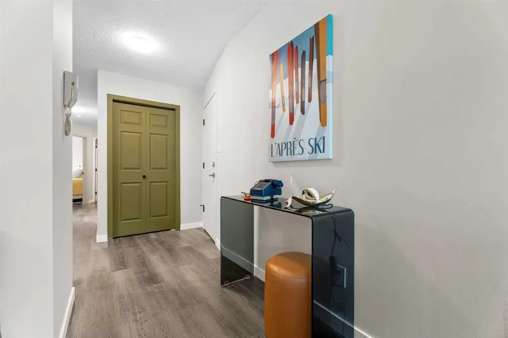 825 4 Street NE, #202